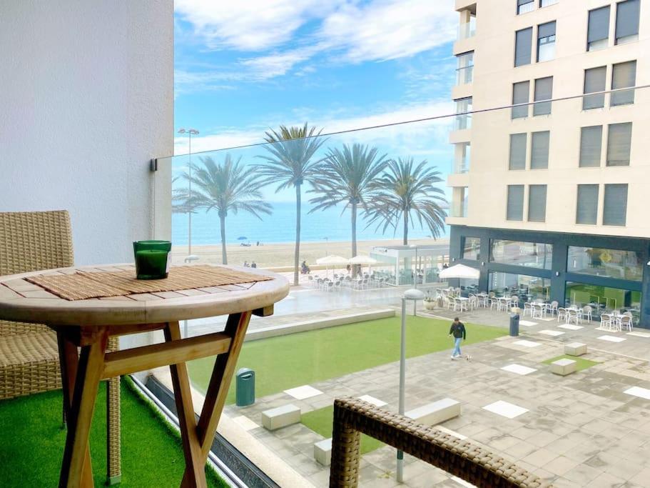 Casa Del Mar Luxury. Primera Linea De Playa Apartament Almeria