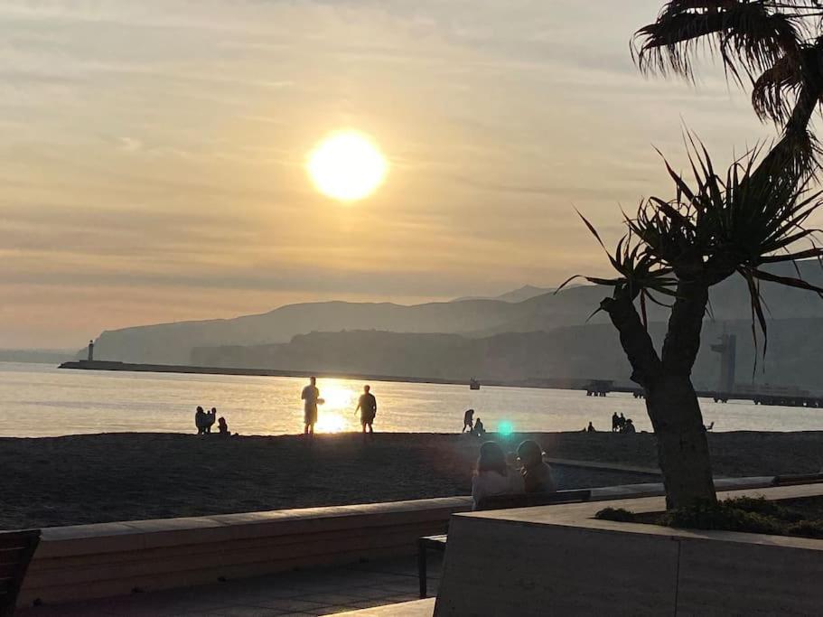 Apartament Casa Del Mar Luxury. Primera Linea De Playa Almeria