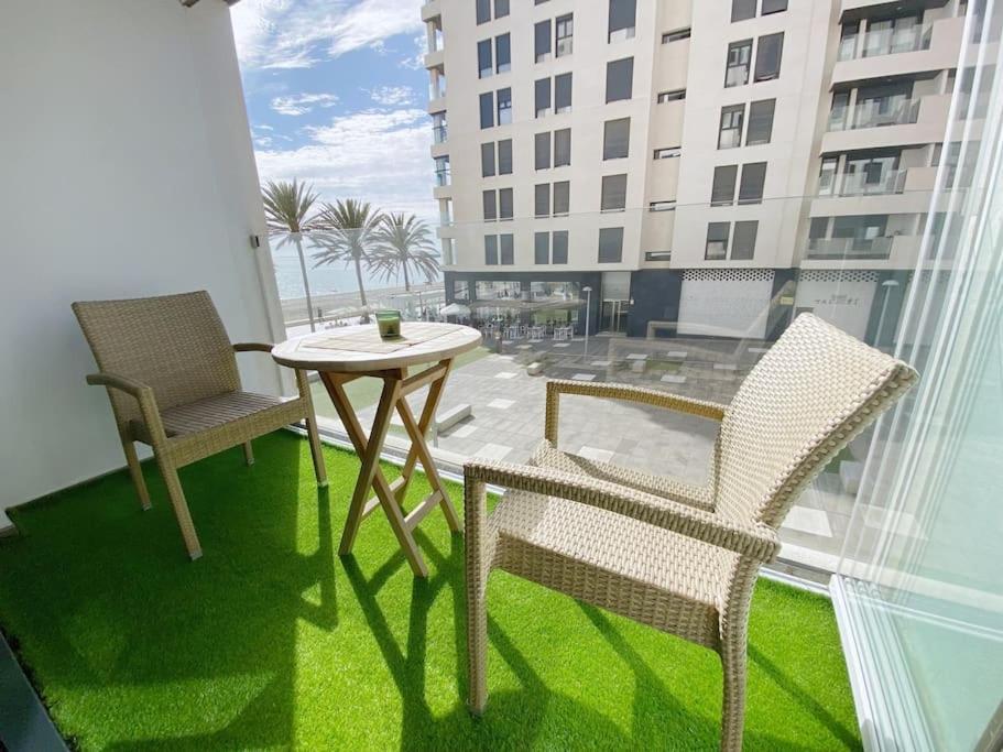 Apartament Casa Del Mar Luxury. Primera Linea De Playa Almeria